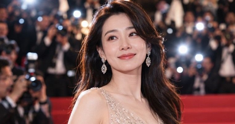 February Celebrity Spotlight Zhang Xiaofei Becomes China’s National Mom—and a New Kind of Star