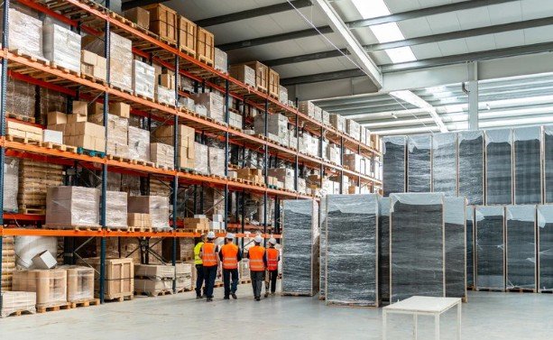 Warehouse Management Made Easy - Essential Tips for Smooth Operations